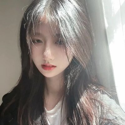 艾曼妞与罗丽妲